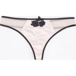 Satynowe stringi - Beżowy. Stringi marki Reserved. Za 29.99 zł.