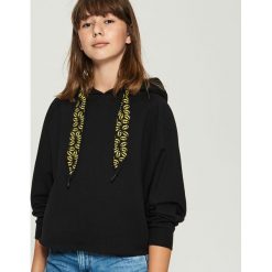 Bluza z nadrukiem Batman - Czarny. Bluzy marki Sinsay. Za 69.99 zł.