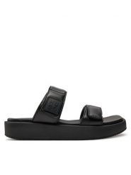 Hugo Klapki Emma Slide Napu 50517329 Czarny. Czarne klapki Hugo, bez wzorów, ze skóry, bez obcasa, bez zapięcia. Za 499.99 zł.