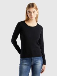 Benetton Sweter w kolorze czarnym rozmiar: S. Czarne swetry Benetton, s, bez wzorów, z bawełny, bez ramiączek. Za 83.81 zł.