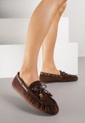 Brązowe Mokasyny z Ozdobnymi Przeszyciami Koralikami i Kokardą Mountainthorne. Brązowe mokasyny Born2be, bez wzorów, z jeansu. Za 99.99 zł.