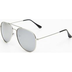 Okulary aviatorki - Jasny szary. Okulary przeciwsłoneczne marki Cropp. Za 29.99 zł.