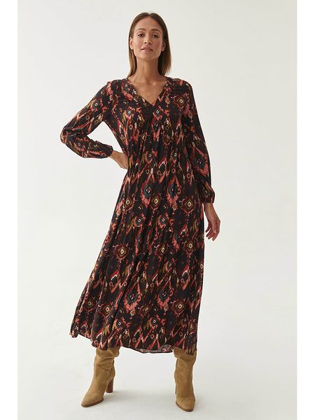 TATUUM Sukienka w kolorze brązowym rozmiar: 40. Brązowe sukienki Tatuum, na imprezę, s, bez wzorów, z wiskozy, klasyczne, bez kołnierzyka, bez ramiączek, maxi. Za 177.45 zł.