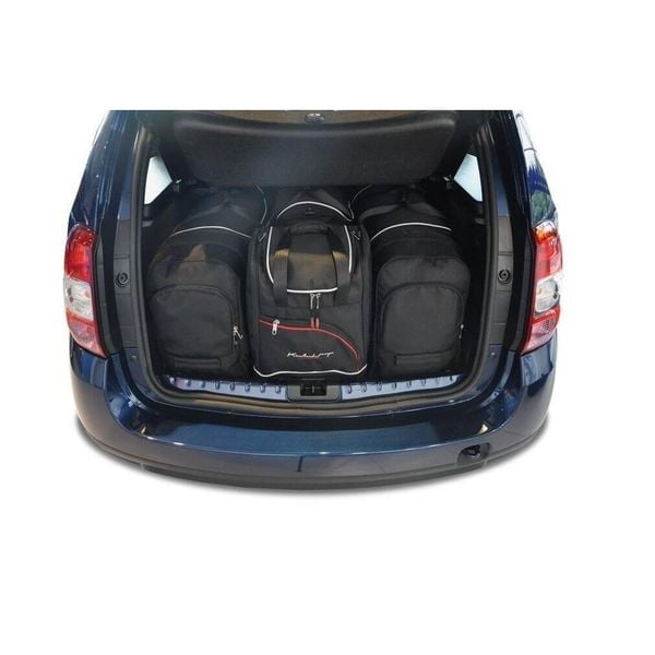 Torby Do Bagażnika Dacia Duster 2010-2017 4Szt Kjust. Czarne torby podróżne KJUST, bez wzorów. Za 1,250.00 zł.