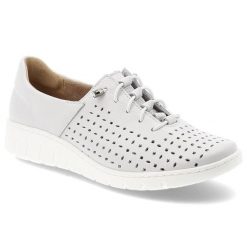 Półbuty damskie Wasak, ze skóry naturalnej licowej ażurowa cholewka sznurowanie lekka podeszwa casual, białe, 0810. Białe półbuty wsuwane Wasak, w ażurowe wzory, ze skóry, casualowe, bez obcasa. Za 339.00 zł.