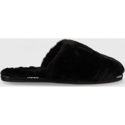 HUGO kapcie Cozy Slid 50474400.001 kolor czarny. Czarne kapcie Hugo, bez wzorów, z materiału. W wyprzedaży za 299.99 zł.