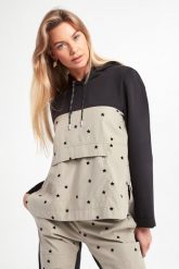 Bluza damska z kapturem SPORTALM. Bluzy Sportalm, xs, bez wzorów, bez ramiączek, z kapturem. W wyprzedaży za 1,343.20 zł.