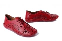 MANITU 840133-04 rot, półbuty damskie. Czerwone półbuty wsuwane Manitu, na lato, w ażurowe wzory, ze skóry, bez obcasa. Za 319.90 zł.