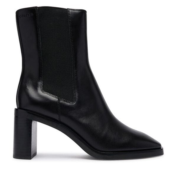 Botki Calvin Klein. Czarne botki Calvin Klein, bez wzorów, bez obcasa, na słupku, bez zapięcia. Za 799.99 zł.