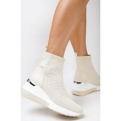 Beżowe Sneakersy Alcenoe. Brązowe buty sportowe lifestyle Born2be, z aplikacjami, prążkowane, eleganckie, za kostkę, bez zapięcia. W wyprzedaży za 151.99 zł.