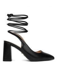 DeeZee Czółenka HLL-31 Czarny. Czarne czółenka DeeZee, bez wzorów, z materiału, bez obcasa, bez zapięcia. Za 139.99 zł.