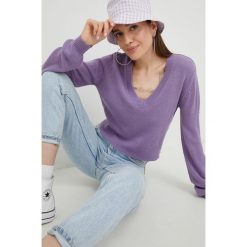 JDY sweter damski kolor fioletowy lekki. Fioletowe swetry JDY, l, bez wzorów, z dzianiny, bez ramiączek. Za 119.99 zł.