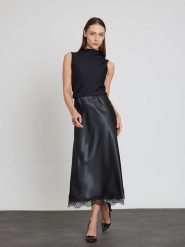 BGN Spódnica w kolorze czarnym rozmiar: 36. Czarne spódnice BGN, na co dzień, bez wzorów, z koronki, midi, proste. Za 152.99 zł.