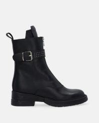 CZARNE BOTKI W ROCKOWYM STYLU F227K33 KAN NERO. Czarne botki Venezia, bez wzorów, ze skóry, bez obcasa, bez zapięcia. Za 439.00 zł.