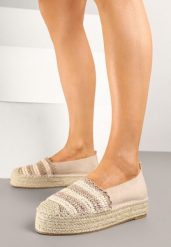Ciemnobeżowe Espadryle na Platformie Ozdobione Plecionką w Stylu Boho Lelisse. Brązowe espadryle Renee, bez wzorów, boho, bez obcasa, na platformie. W wyprzedaży za 62.99 zł.