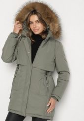 Zielona Casualowa Kurtka Parka z Kapturem z Futerkiem Nallorea. Zielone kurtki Born2be, l, bez wzorów, z dzianiny, klasyczne, z kapturem. Za 299.99 zł.