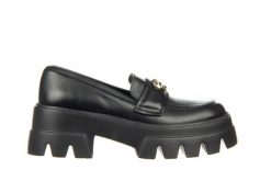 Mokasyny Bayla-159 4481 076-P Czarny Lico 159064, Skóra naturalna - 38. Czarne mokasyny Bayla, z aplikacjami, ze skóry. W wyprzedaży za 269.10 zł.