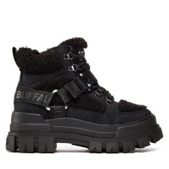 Trapery Buffalo. Czarne traperki Buffalo, bez wzorów, bez obcasa, bez zapięcia. Za 699.99 zł.