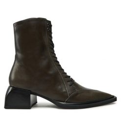 Botki Vagabond Shoemakers. Brązowe botki Vagabond Shoemakers, bez wzorów, bez obcasa, na słupku, bez zapięcia. Za 499.99 zł.