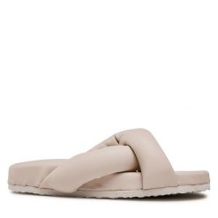 Klapki JENNY. Brązowe klapki Jenny, bez wzorów, bez obcasa, bez zapięcia. Za 119.99 zł.