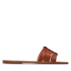 Klapki Pollini. Brązowe klapki Pollini, bez wzorów, bez obcasa, bez zapięcia. Za 1,239.00 zł.