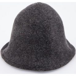 Wełniany kapelusz - Szary. Kapelusze marki TRIBORD. W wyprzedaży za 39.99 zł.