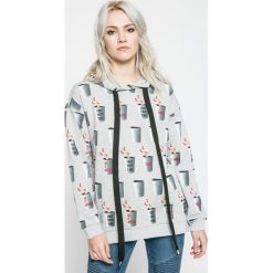 SH - Bluza. Bluzy marki SH. W wyprzedaży za 79.90 zł.