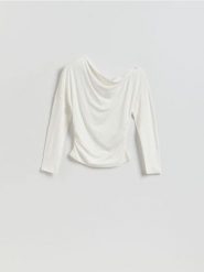 Bluzka z modalem - złamana biel. Bluzki Reserved, l, bez wzorów, z dzianiny, bez kołnierzyka, bez ramiączek. Za 89.99 zł.