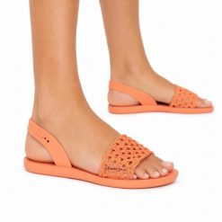 Sandały damskie Ipanema 82555 BREEZY SANDAL FEM. Brązowe sandały Ipanema, bez wzorów, z materiału, wakacyjne, bez obcasa, bez zapięcia. Za 69.00 zł.