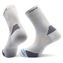 Skarpety do biegania Teko ecoRUN Short Crew Light Half Cushion 2.0. Białe skarpetki TEKO, bez wzorów. Za 43.00 zł.
