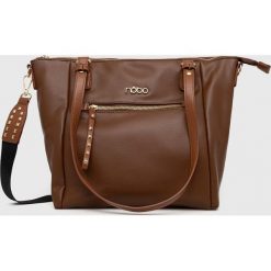 Nobo torebka kolor brązowy. Brązowe shopper bag NOBO, bez wzorów, na ramię, bez dodatków. W wyprzedaży za 174.99 zł.
