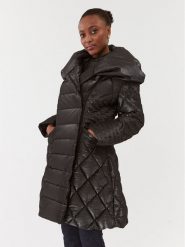 Guess Kurtka puchowa Paola W3BL39 WFR30 Czarny Regular Fit. Czarne kurtki Guess, s, z aplikacjami, z puchu, bez kaptura. Za 579.99 zł.