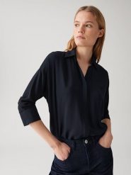 OPUS Bluzka w kolorze granatowym rozmiar: 40. Niebieskie bluzki Opus, bez wzorów, z wiskozy, bez kołnierzyka, bez ramiączek. Za 117.99 zł.