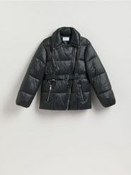 Pikowana kurtka z paskiem - szary. Szare kurtki Reserved, l, bez wzorów, z tkaniny, bez kaptura. Za 359.99 zł.