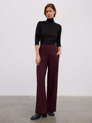 BGN Spodnie w kolorze bordowym rozmiar: 40. Czerwone spodnie materiałowe BGN, bez wzorów, z materiału. Za 139.87 zł.