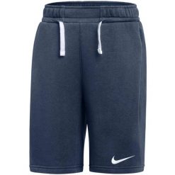 Spodenki krótkie dla dzieci Nike Park 26 Fleece. Niebieskie szorty Nike, bez wzorów, z bawełny. Za 121.99 zł.