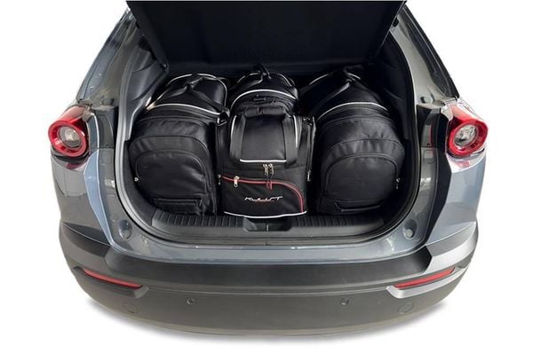 Torby Do Bagażnika Mazda Mx-30 Ev 2020+ 4Szt Kjust. Czarne torby podróżne KJUST, bez wzorów, z kauczuku. Za 1,196.00 zł.