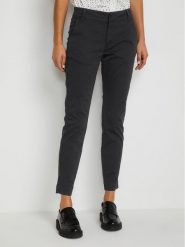 Kaffe Spodnie materiałowe Mette 10506121 Czarny Regular Fit. Czarne spodnie materiałowe Kaffe, bez wzorów, z bawełny. Za 139.99 zł.