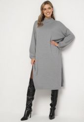Szara Pudełkowa Sukienka z Wiskozą Ozdobiona Metaliczną Nicią Arfalea. Szare sukienki Born2be, na co dzień, bez wzorów, z jeansu, eleganckie, bez kołnierzyka, bez ramiączek, midi, proste. W wyprzedaży za 110.49 zł.