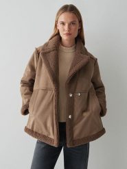 OPUS Dwustronna kurtka "Henola" w kolorze jasnobrązowym rozmiar: 40. Brązowe kurtki Opus, bez wzorów, bez kaptura. Za 304.99 zł.