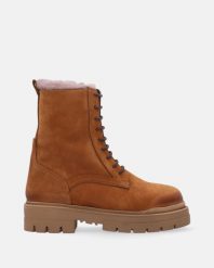BRĄZOWE WORKERY Z NUBUKU 7291 X-43 TAN. Brązowe botki Venezia, bez wzorów, z nubiku, bez obcasa, bez zapięcia. Za 299.00 zł.
