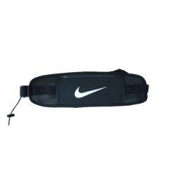 Nerka NIKE RACE DAY WAIST PACK. Czarne nerki i saszetki Nike, bez wzorów, sportowe, bez dodatków. Za 189.99 zł.