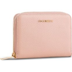Duży Portfel Damski COCCINELLE - DW5 Metallic Soft E2 DW5 11 02 01 Pivoine P08. Czerwone portfele Coccinelle, ze skóry. Za 449.90 zł.