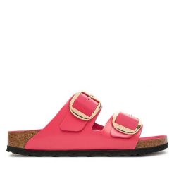 Klapki Birkenstock. Czerwone klapki Birkenstock, bez wzorów, bez obcasa, bez zapięcia. Za 719.99 zł.