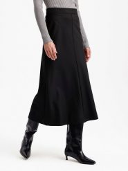 BGN Spódnica w kolorze czarnym rozmiar: 36. Czarne spódnice BGN, na imprezę, bez wzorów, midi, rozkloszowane. Za 96.37 zł.