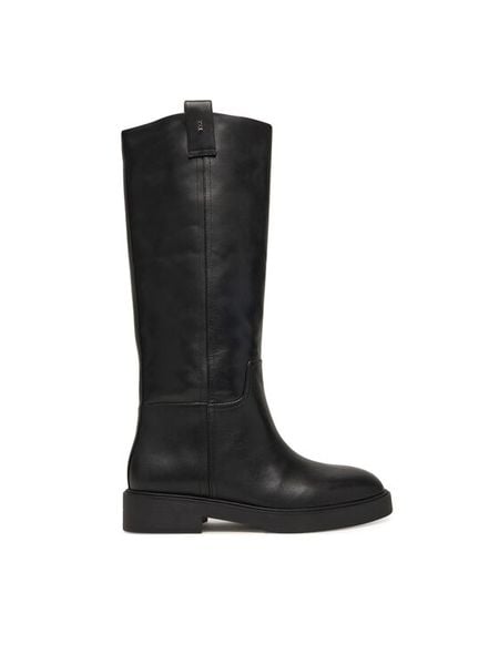 Nokwol Kozaki Jose Czarny. Czarne kozaki Nokwol, bez wzorów, ze skóry, bez obcasa, na płaskiej podeszwie, bez zapięcia. Za 859.99 zł.