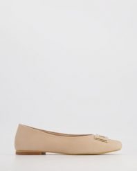 SKÓRZANE BALERINY E233 BEIGE. Brązowe baleriny Venezia, bez wzorów, ze skóry, bez obcasa, bez zapięcia. Za 199.00 zł.