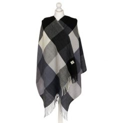 Szalik damski Peterson PTN SP100 czarny. Czarne szaliki i kominy Peterson, bez wzorów, eleganckie. Za 42.99 zł.