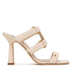 Klapki Elisabetta Franchi. Białe klapki Elisabetta Franchi, bez wzorów, bez obcasa, bez zapięcia. Za 2,639.00 zł.