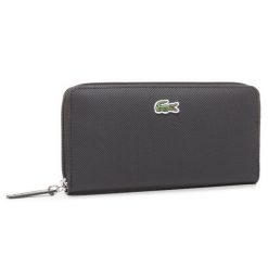Duży Portfel Damski Lacoste. Czarne portfele Lacoste, bez wzorów. Za 299.99 zł.